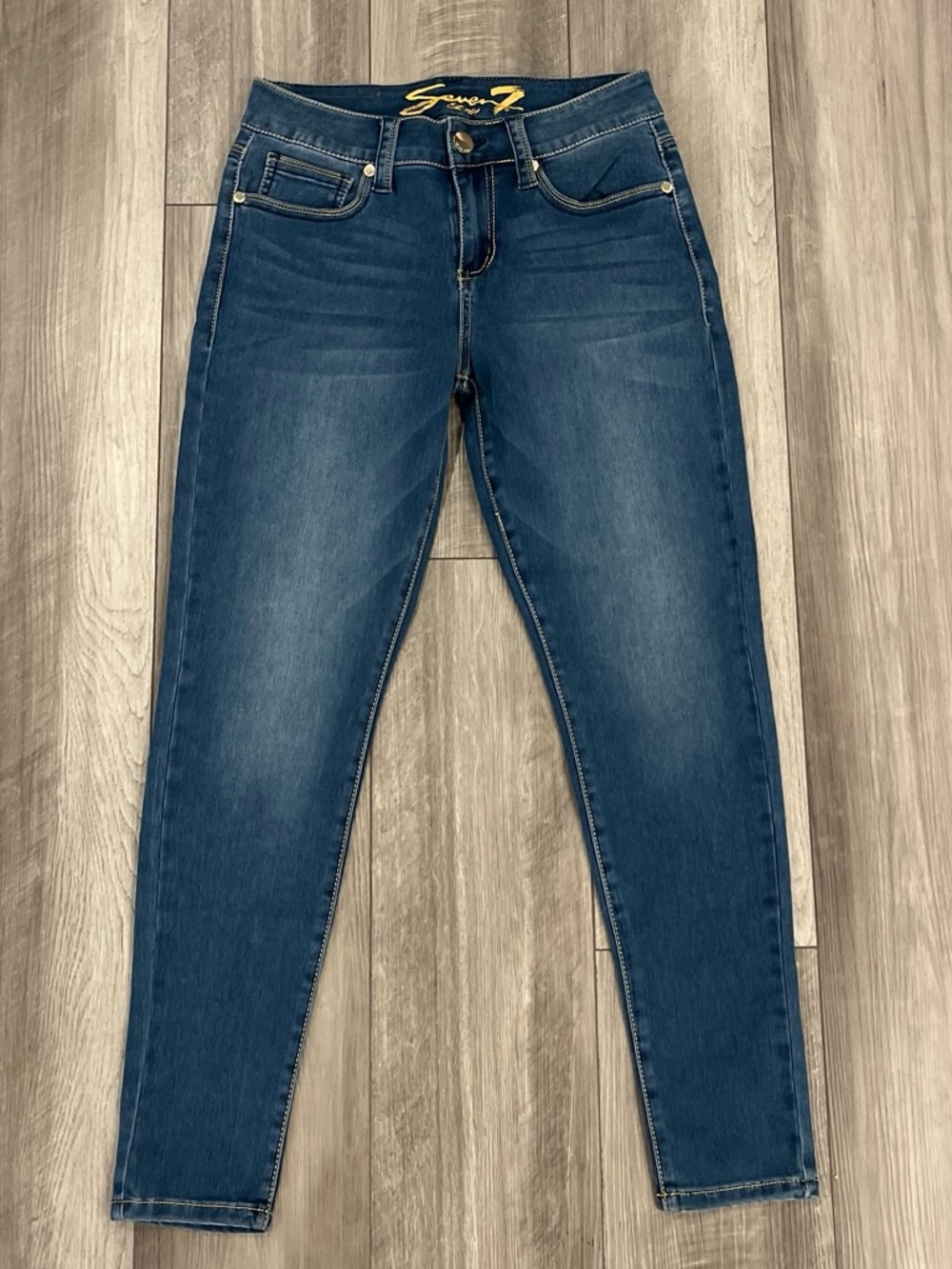 Seven7 Legging Skinny Jeans in Blue Wash